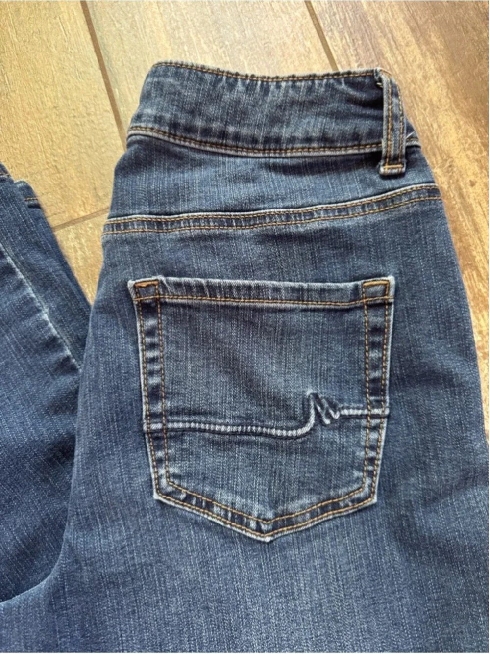 M jeans by Maurices High Rise Curvy Bootcut Stretch Jeans size 8